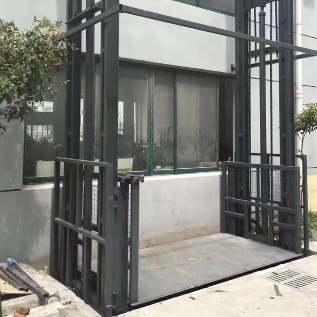 曲靖5吨室外升降货梯